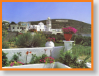 Milos Hotels - Triovasalos